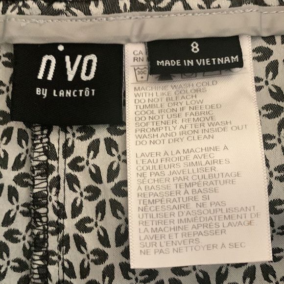 Elegant Geometric Patterned Capris - Picture 4 of 5